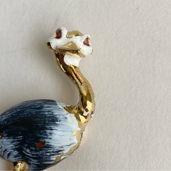 Vintage 60s Gerrys Ostrich Brooch Figural Bird Pin Gold Tone Pink Rhinestone - Picture 4 of 8